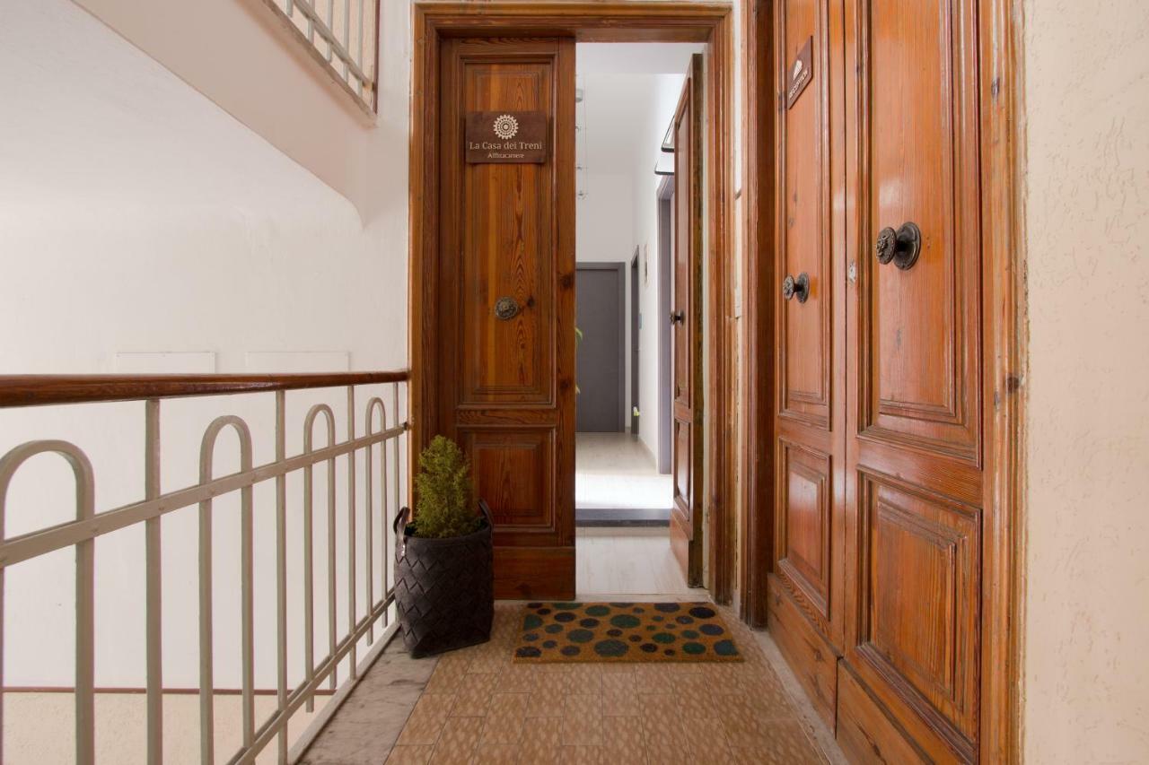 La Casa Dei Treni Affittacamere City Rooms For Travel Lovers La Spezia Ngoại thất bức ảnh